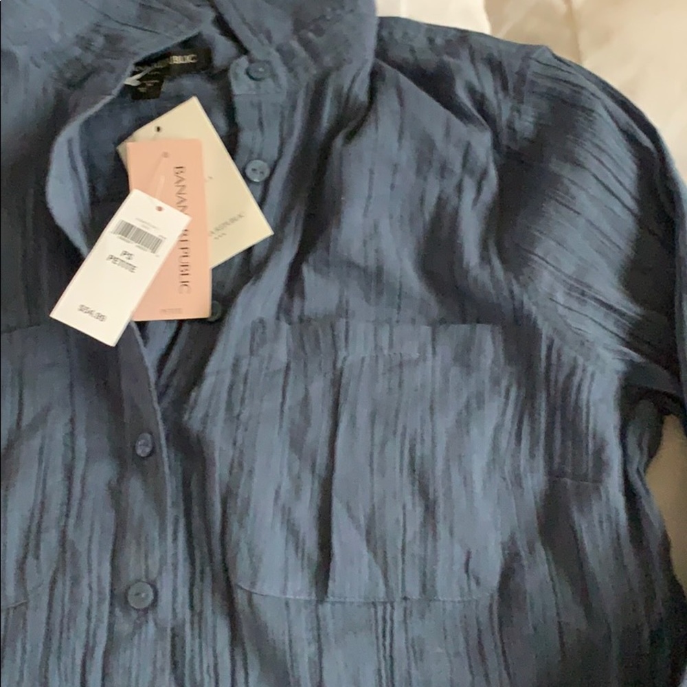 Banana Rep NWT Petite Button Down - Picture 5 of 6